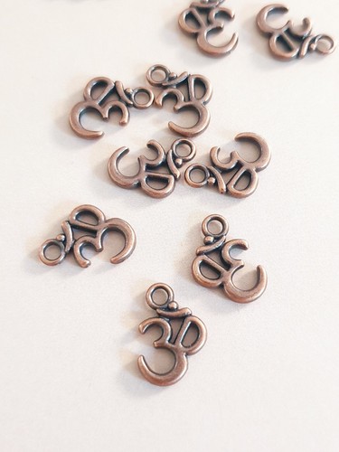 Anhänger charms - om,