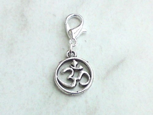 Charms anhänger zeichen - anhänger, om